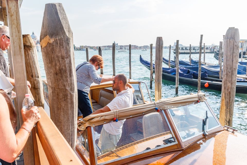 Venice: Grand Canal Private Boat Trip - Who should book this Venice Grand Canal private-style boat trip