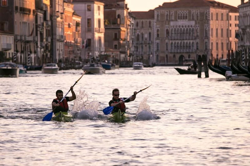 Venice: Guided Canal Kayak Tour at Day, Night, or Sunset - Why I like kayaking Venice instead of just walking