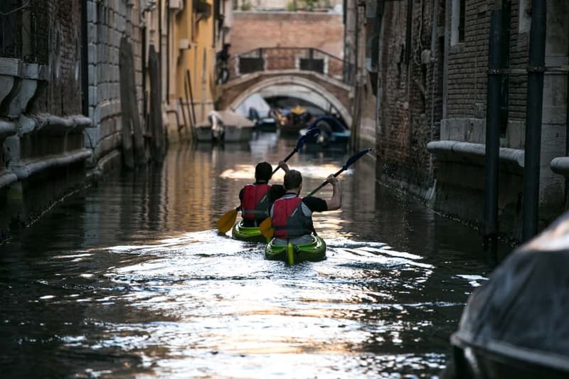 Venice: Guided Canal Kayak Tour at Day, Night, or Sunset - Choosing day vs sunset vs night: the real difference is the experience