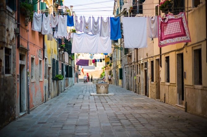 Venice Guided Walking tour - Campo Santa Maria Formosa: The Castello Feeling (Without the Noise)