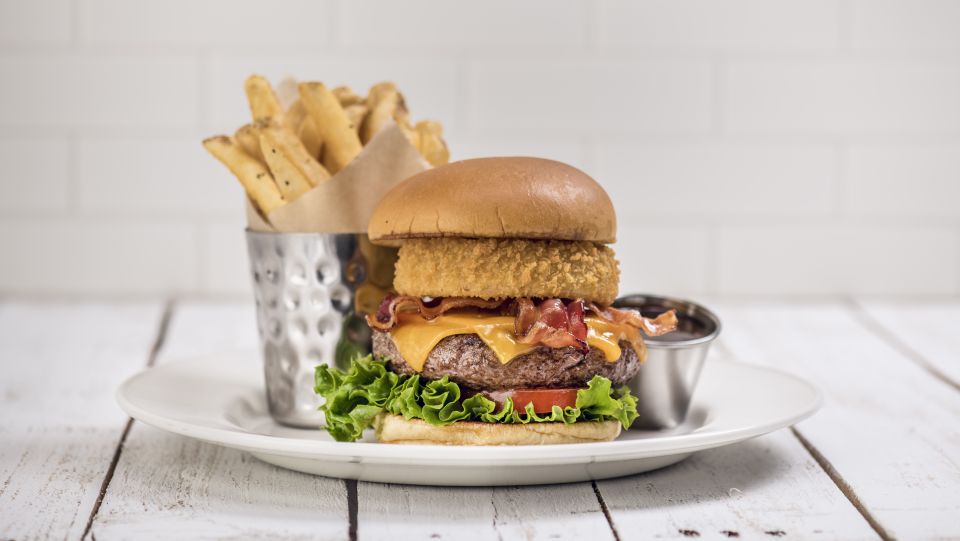 Venice: Hard Rock Cafe with Set Menu for Lunch or Dinner - Gold Menu vs Diamond Menu: Choose Your Course Load