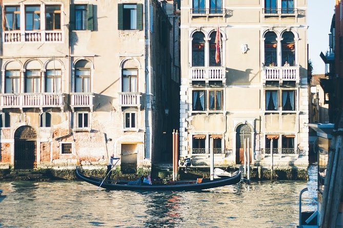 Venice Hidden Gems and Secrets Tour with a Local in Small Group - Stop 4: Chiesa di San Trovaso and the Mascaroni Details