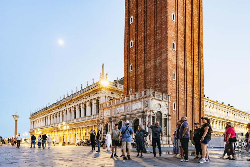 Venice: Highlights and Hidden Gems Night Walking Tour - What Venice feels like after dark, and why this walk works