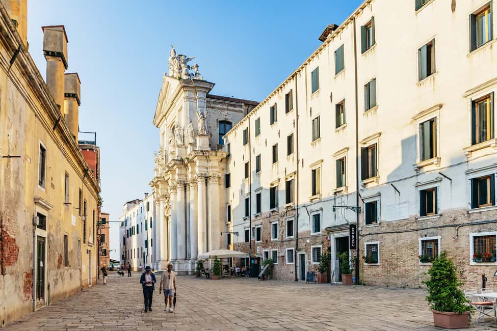 Venice: Highlights and Hidden Gems Night Walking Tour - FAQ