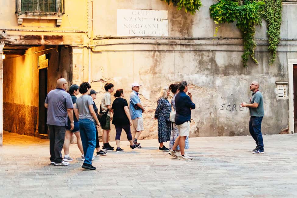 Venice: Highlights and Hidden Gems Night Walking Tour - Price and value for $81: when this tour makes sense