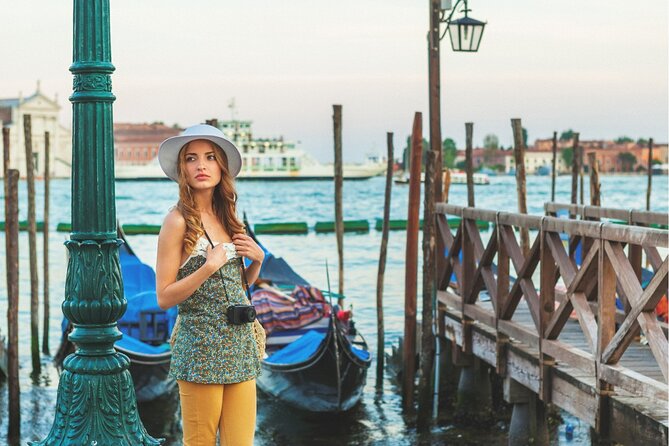 Venice Highlights with Local: Private Walking Tour & Gondola Ride - Rialto viewpoints and the city’s “why”: what your guide should focus on