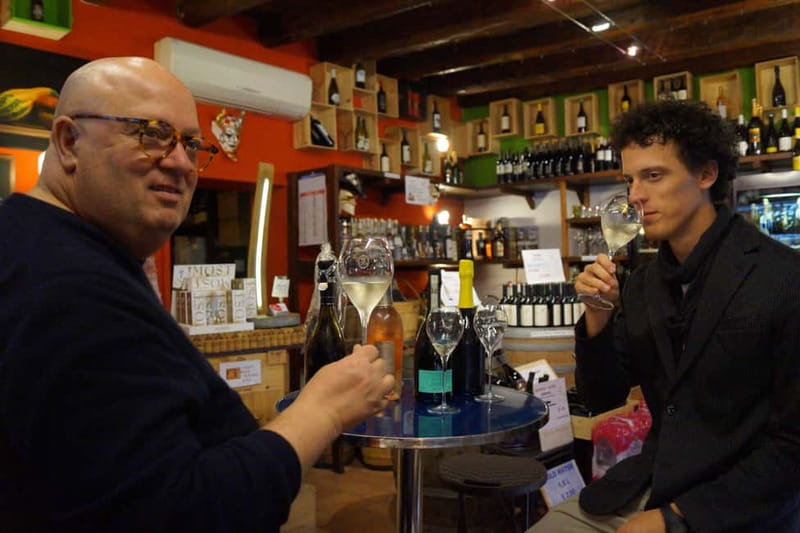 Venice: Italian Prosecco or Red Wine Tasting Expereince - The Food Pairing: Small Bites, Real Reasoning