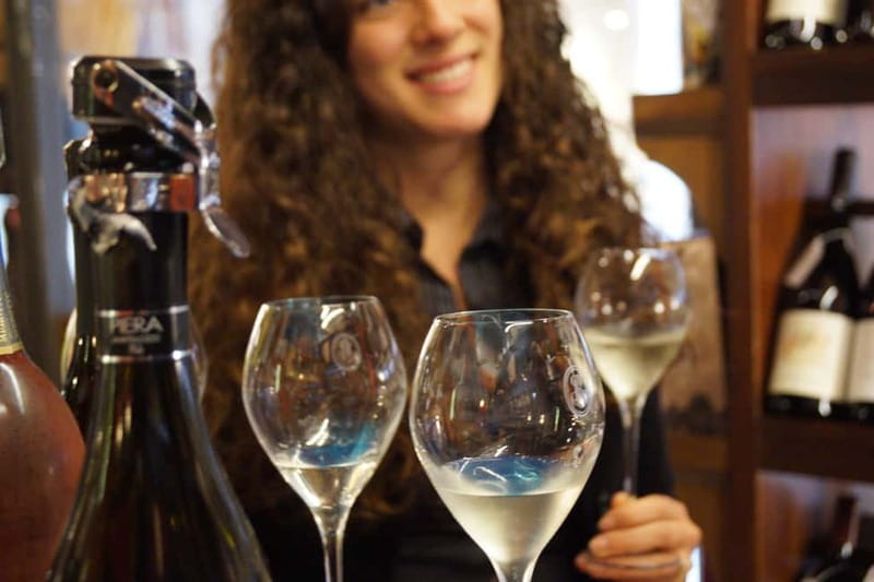 Venice: Italian Prosecco or Red Wine Tasting Expereince - Where to Meet: Finding Ai Do Cancari near Accademia Bridge