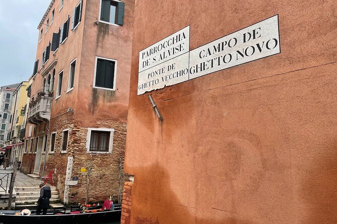 Venice: Jewish Ghetto Walking Tour with Synagogues Visit - Where this tour fits in Venice (and why it feels different)