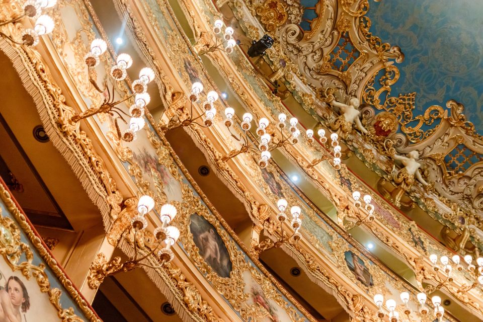 Venice: La Fenice Opera House Entry Ticket with Audio Guide - Timing in Venice: when to go for quieter rooms and better photos