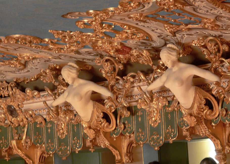 Venice: La Fenice Theater Tour - Sitting in the auditorium: the scale and why acoustics matter