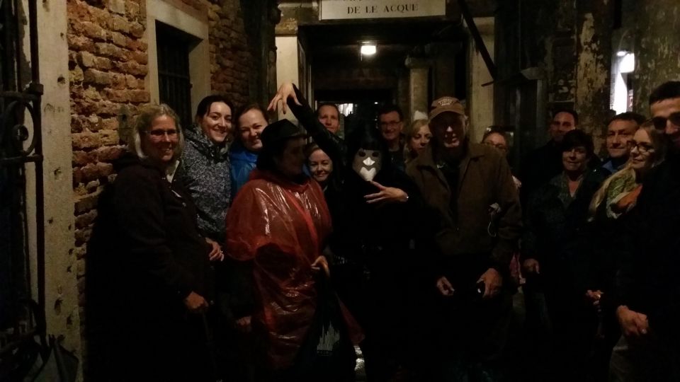 Venice: Legends, Anecdotes and Ghost Stories Walking Tour - Riva del Carbon: canal-side legends begin early