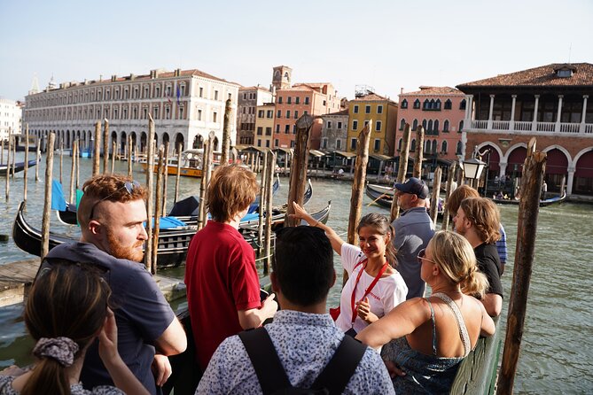 Venice Like a Local: Food, Wine & Spritz Tour with Traghetto Ride - Why Cicchetti, Wine, and Spritz Beat “Just Pick a Restaurant”