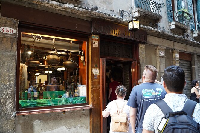 Venice Like a Local: Food, Wine & Spritz Tour with Traghetto Ride - Price and Value: Why $107.63 Often Feels Fair in Venice