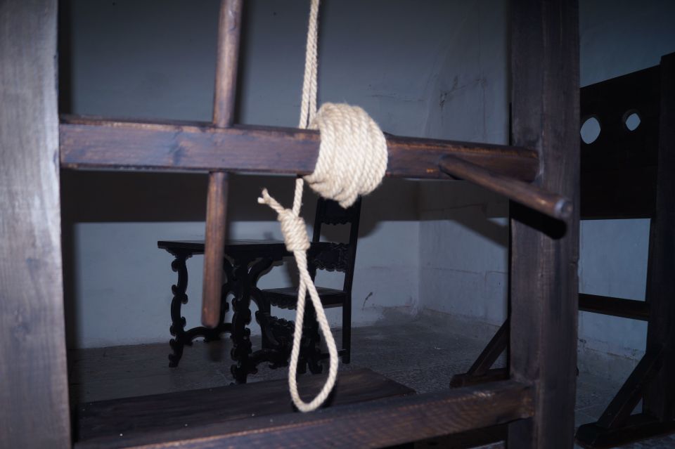 Venice: Lords of the Night Prison’s Palace Cells & Tortures - The secret 1500s passage: what makes this tour feel different