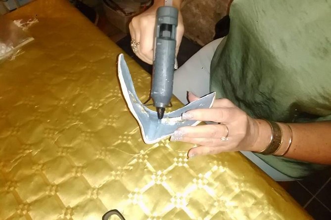 Venice Mask Workshop Class - The instruction style: history you can use, not history you forget