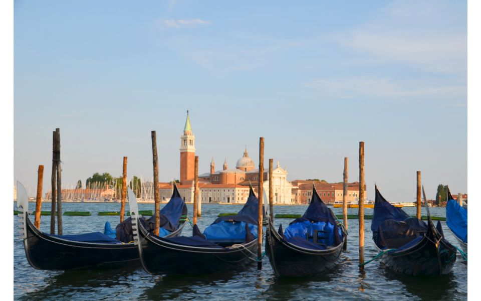 Venice: Morning Walking Tour with Local Guide - Starting at St. Mark’s Square: The Best Kind of Early
