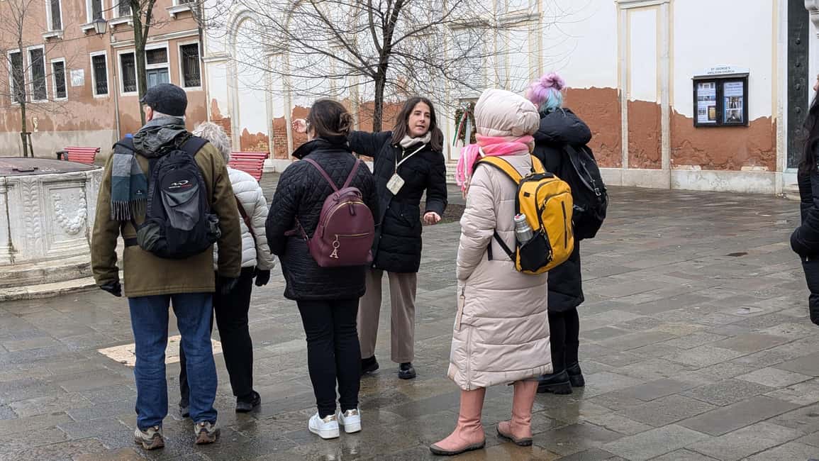 Venice: Morning Walking Tour with Local Guide - The Local Guide Factor: More Than a Walk, Less Than a Lecture