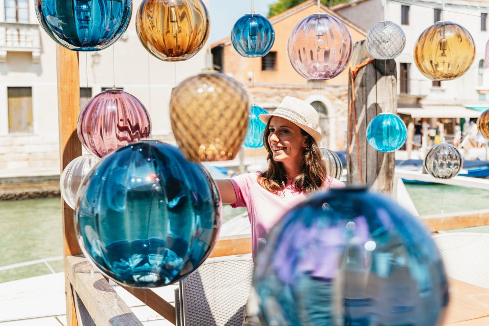 Venice: Murano and Burano Boat Tour with Glass Factory Visit - Murano glass factory visit: what the demonstration teaches