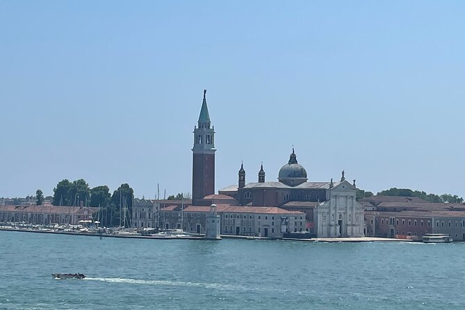Venice Must See Attractions Walking Tour With A Guide - Cannaregio: Local Canals, Real Streets, and Trattoria Vibes