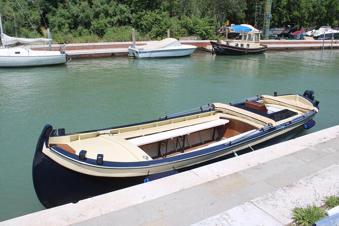 Venice Night Boat Tour from Zattere - San Marco Basin: San Giorgio Maggiore on one side, Giudecca on the other