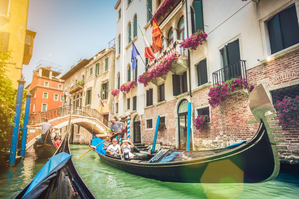 Venice: Off the Beaten Path Private Gondola Ride - Practical Tips That Make or Break Your Gondola Time