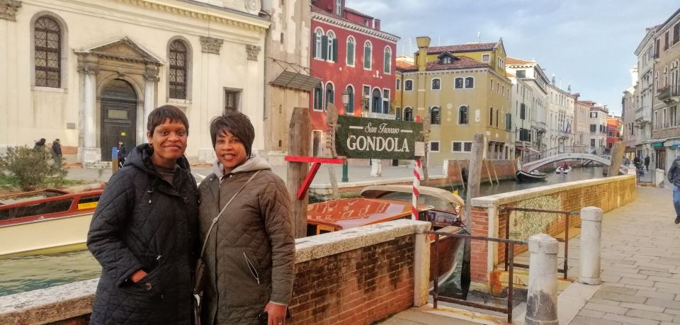 Venice: Off the Beaten Path Walking Tour - Canal Life Moment: Watching Fruit and Vegetables Come From the Boat
