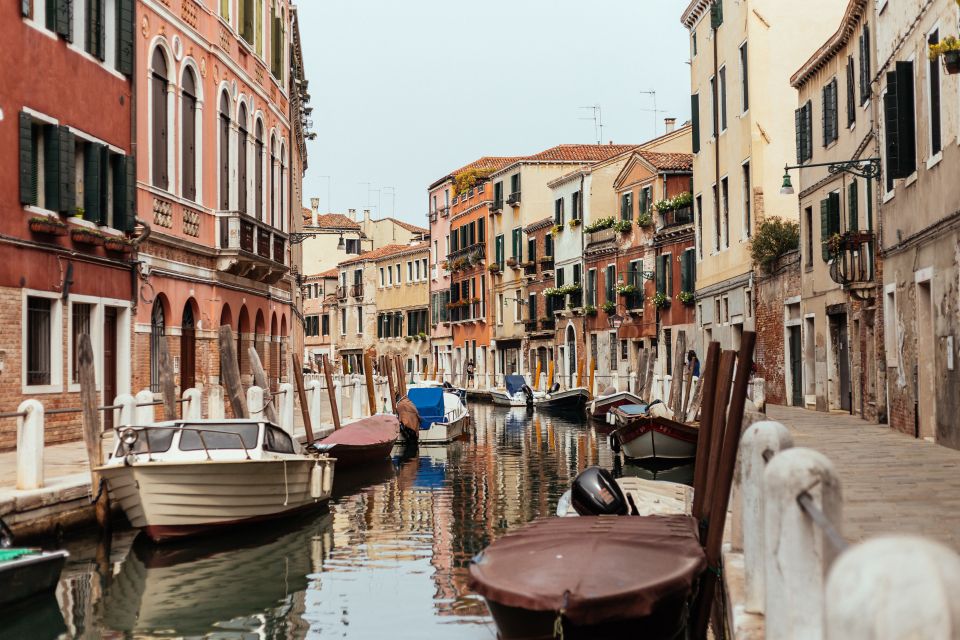 Venice: Off the Beaten Track Private City Tour - Palazzo Zenobio degli Armeni: a highlight for architecture lovers