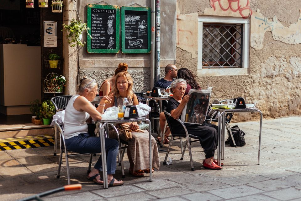 Venice: Off the Beaten Track Private City Tour - Private guide, real pace, and questions that make it better