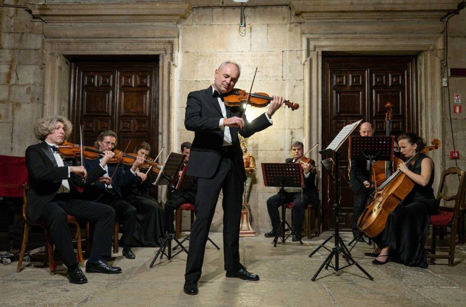 Venice: Opera Concert at Casanova Prisons in St. Mark Square - Inside the Council Hall: Close-Up Opera in a Tight Space
