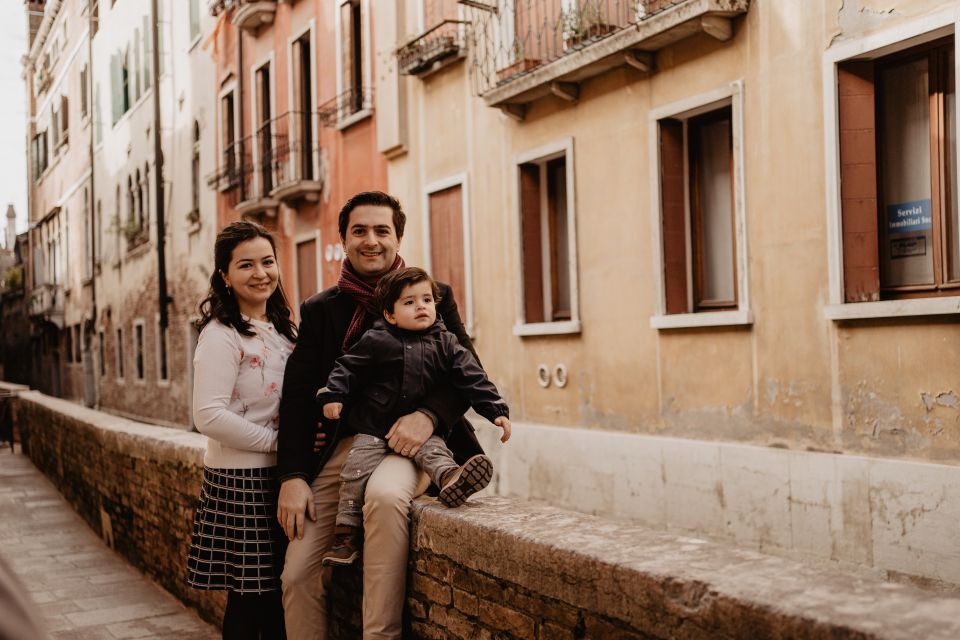 Venice: Personal Travel and Vacation Photographer Services - Should You Book This Private Venice Photographer Service?