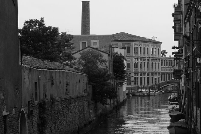 Venice Photography Walking Tour with Private Guide - What you actually learn: composition, light, and reportage-style storytelling