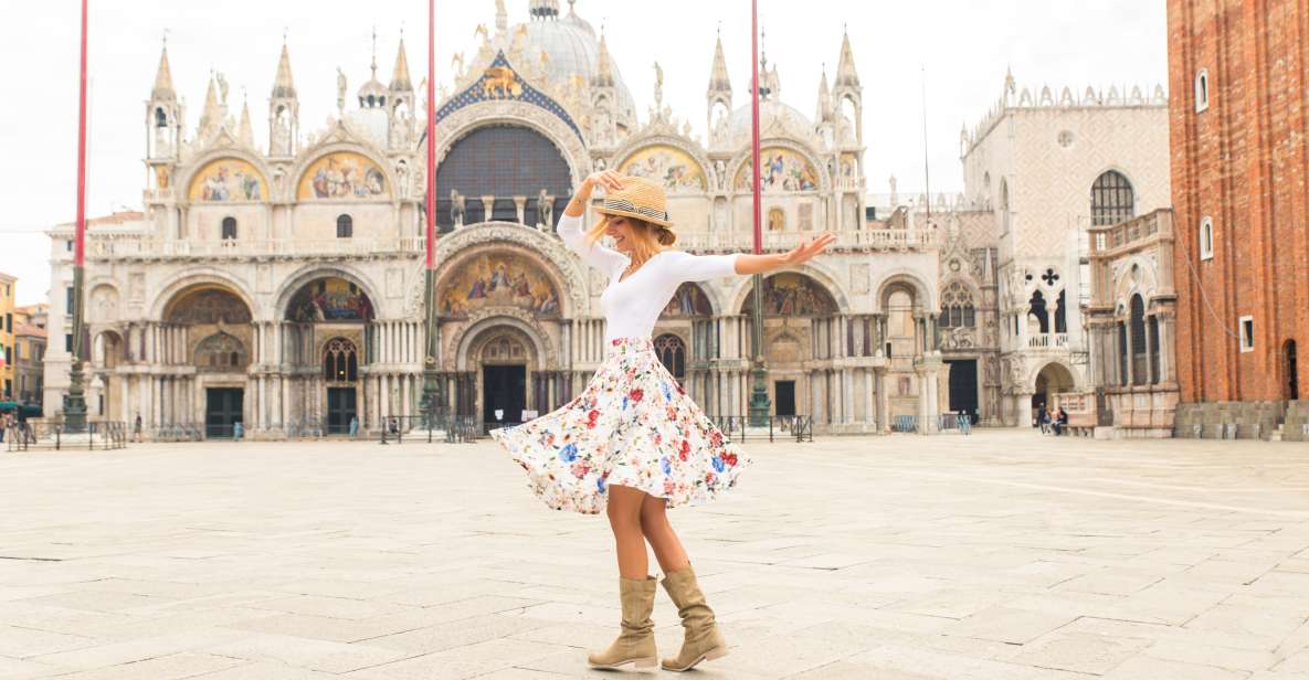 Venice: Photoshoot at Piazza San Marco and the Canals - Where your session starts: Caffè Florian to the square