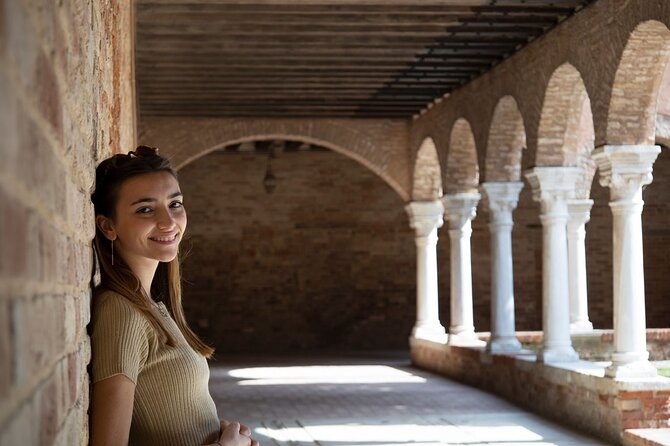 Venice Portrait Photoshoot - Making Memories - Photo delivery and print-ready options