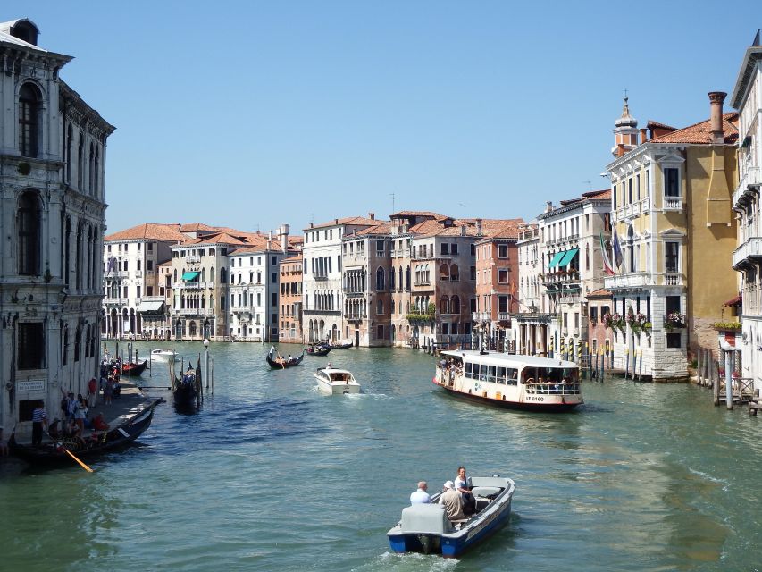 Venice: Private 2-Hour Walking Tour - Where You Start: Colonna di San Todaro and the San Marco Columns