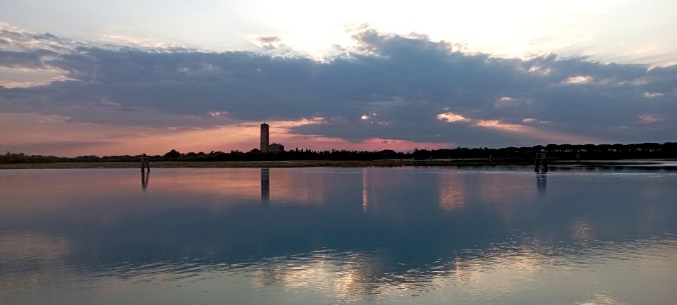 Venice: private boat tour to Murano, Burano, Torcello - Murano glass blowing: what makes the stop worth the trip
