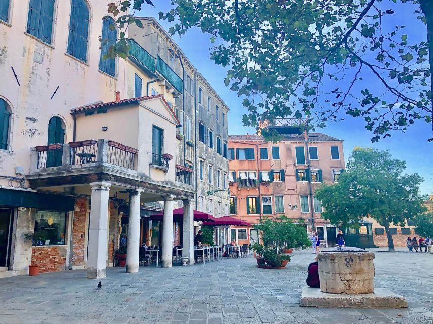 Venice: Private Cannaregio and Jewish Quarter Tour - Tintoretto’s trail: Campo dei Mori, views, and Madonna dell’Orto