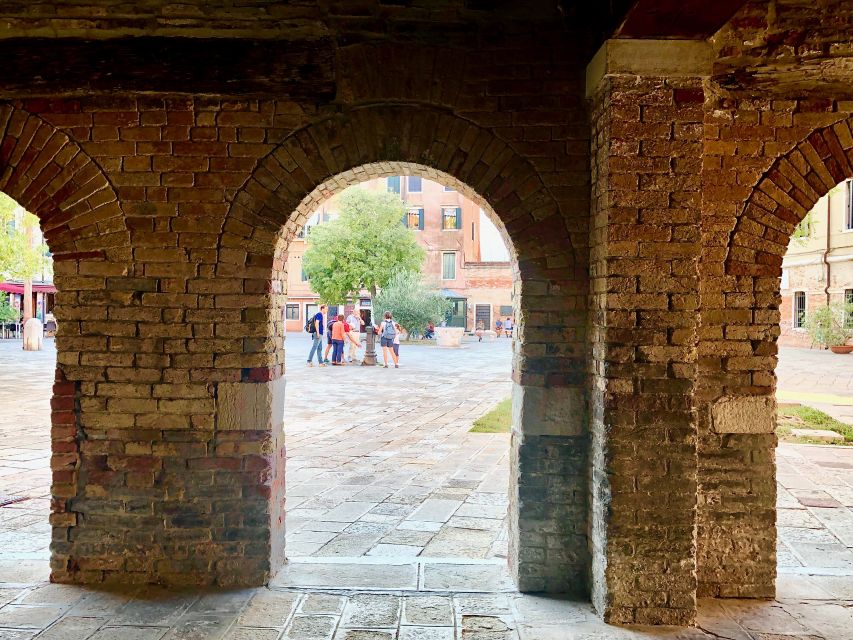 Venice: Private Cannaregio and Jewish Quarter Tour - Ending at Ghetto Ebraico: what you can do after the tour