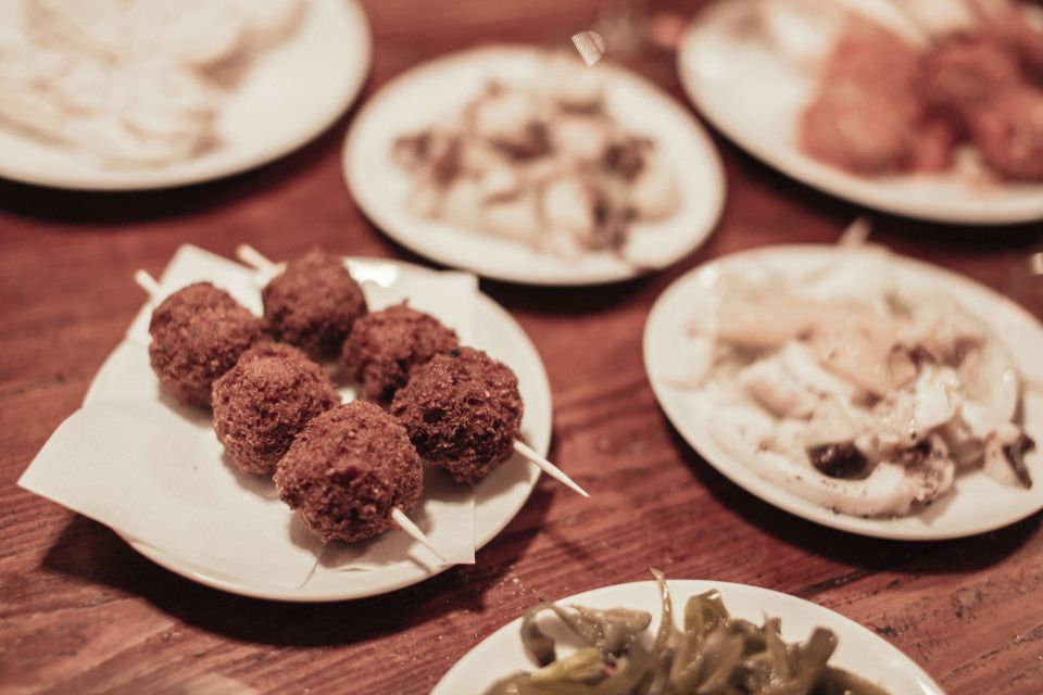 Venice: Private Evening Tour w/ Drinks & Bites in Cannaregio - Who This Tour Suits Best (and Who Should Think Twice)