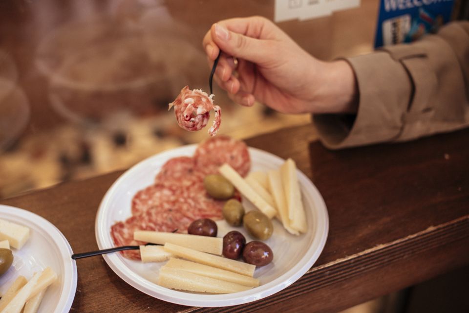 Venice: Private Food Tour – 10 Tastings with Locals - Private Guide Style: How Much You Get Depends on Who You Have