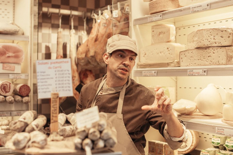Venice: Private Food Tour – 10 Tastings with Locals - Contarini del Bovolo Stair: When Architecture Turns Into a Photo Stop
