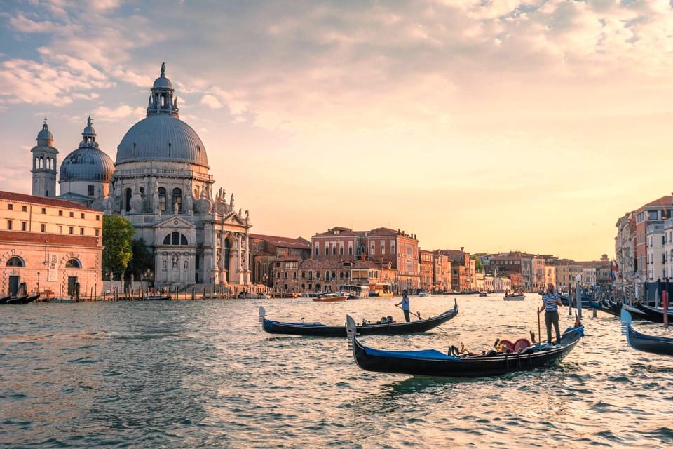 Venice: Private Gondola Ride Experience - How the private setup works (and what the gondolier can and can’t do)