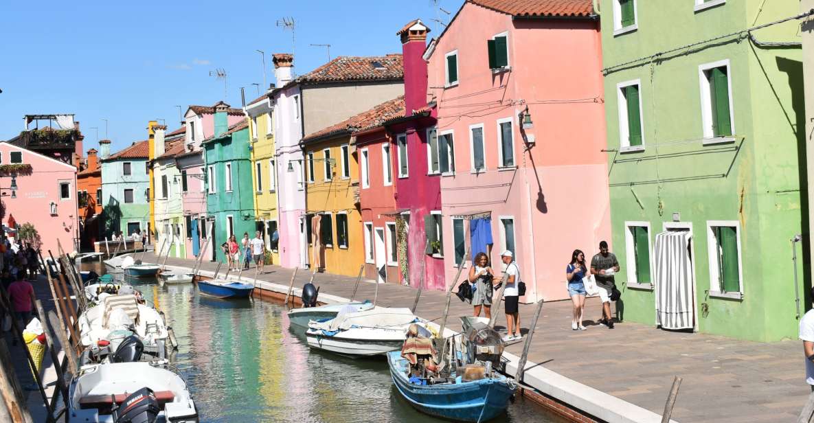 Venice: Private Local Highlights & Hidden Gems Tour - Hidden Pier Hops and Real Venetian Homes (The Quiet Side)