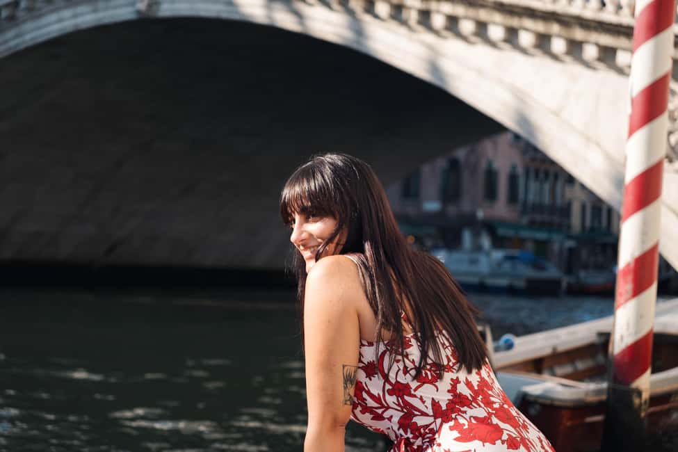Venice: Private Professional Photoshoot - Rialto Bridge - What makes the photographer’s approach matter