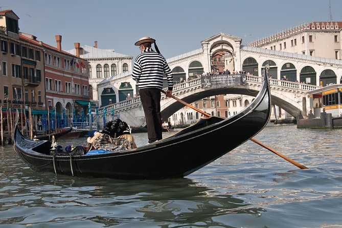 Venice Private Tour fast access, Doge Palace, St Mark's Basilica - Bridge of Sighs to Palazzo Ducale: The Venice Power Walk