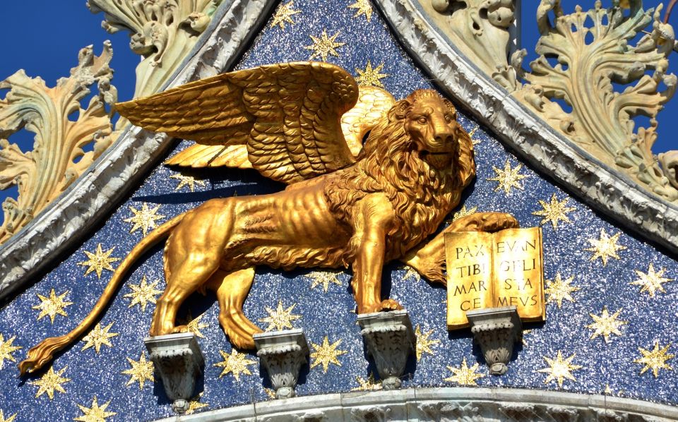 Venice: Private Walking Tour with Saint Mark's Basilica - San Marco Square: Doge’s Palace power struggles and the classic skyline