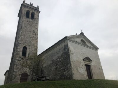 Venice: Prosecco Hills Wineries Tour with Tastings and Lunch - Yellowboot, a private van, and guides who keep it human