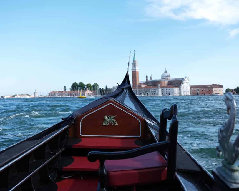 Venice: Rialto Bridge & Offbeat Unusual Venice Walking Tour - Pacing, audio gear, and why guide quality changes everything