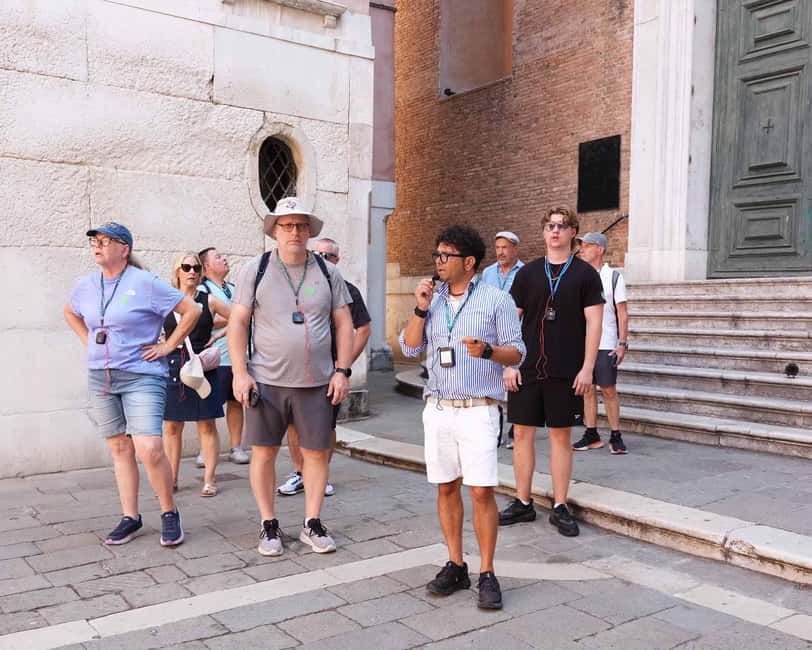 Venice: Rialto Bridge & Offbeat Unusual Venice Walking Tour - Scala Contarini del Bovolo: an architectural side quest worth taking