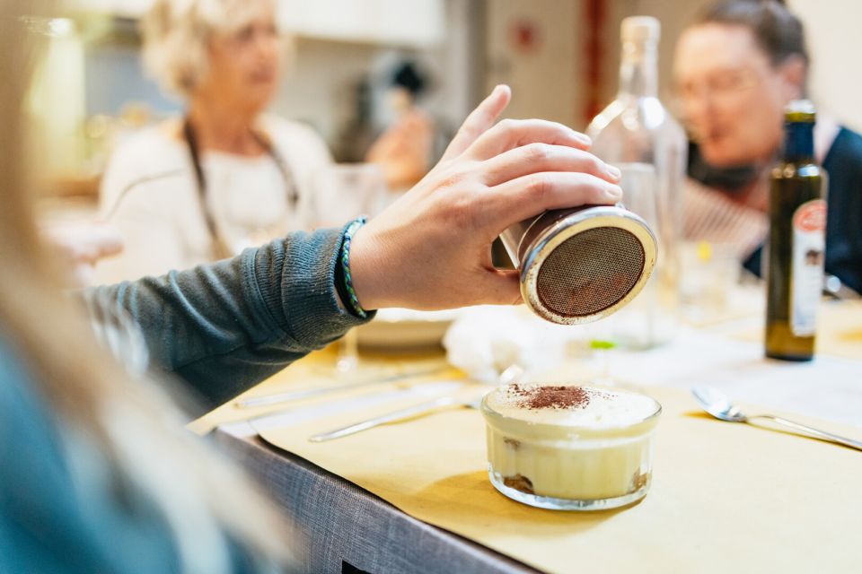 Venice: Rialto Market Tour, Cooking Class, and Lunch - Lunch with unlimited wine: what the meal feels like